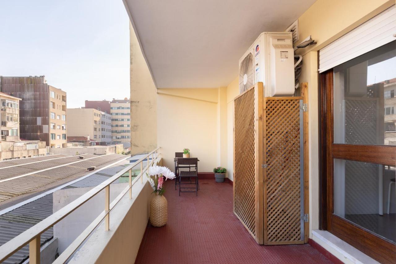 Host Wise - Trendy Bright Flats With Jacuzzi - 5 Min Beach Matosinhos  Exterior photo